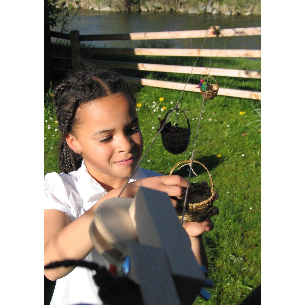 KRAUL | Körbchen Seilbahn Grundkasten mit 10m Seil und 2 gr. Körbchen