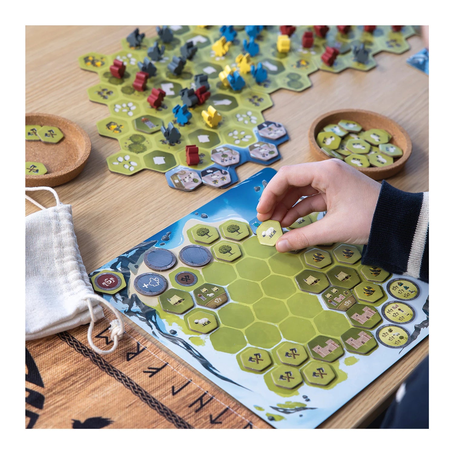 Neuland | Gamefactory | Nominiert Kennerspiel des Jahres 2025