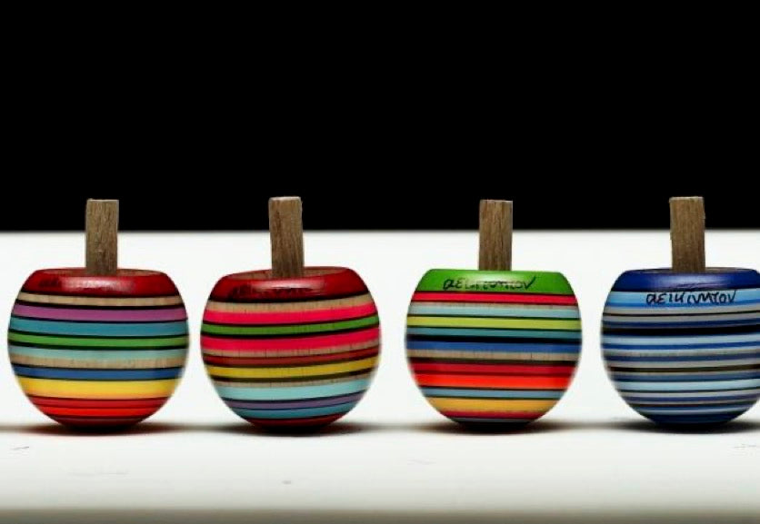 Aeikinition | Kreisel | „Tip top“ | Umdrehkreisel mehrfarbig