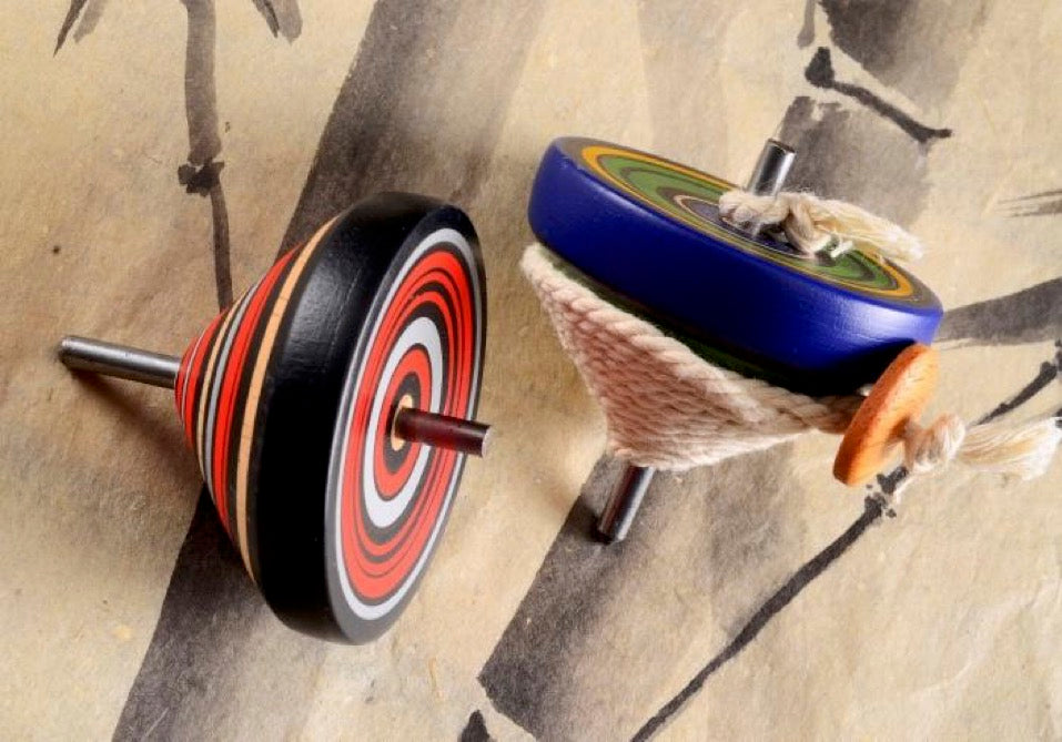 Aeikinition | Kreisel | Traditionell | Traditionell japanisch | klein | mit Schnur und Metallnagel