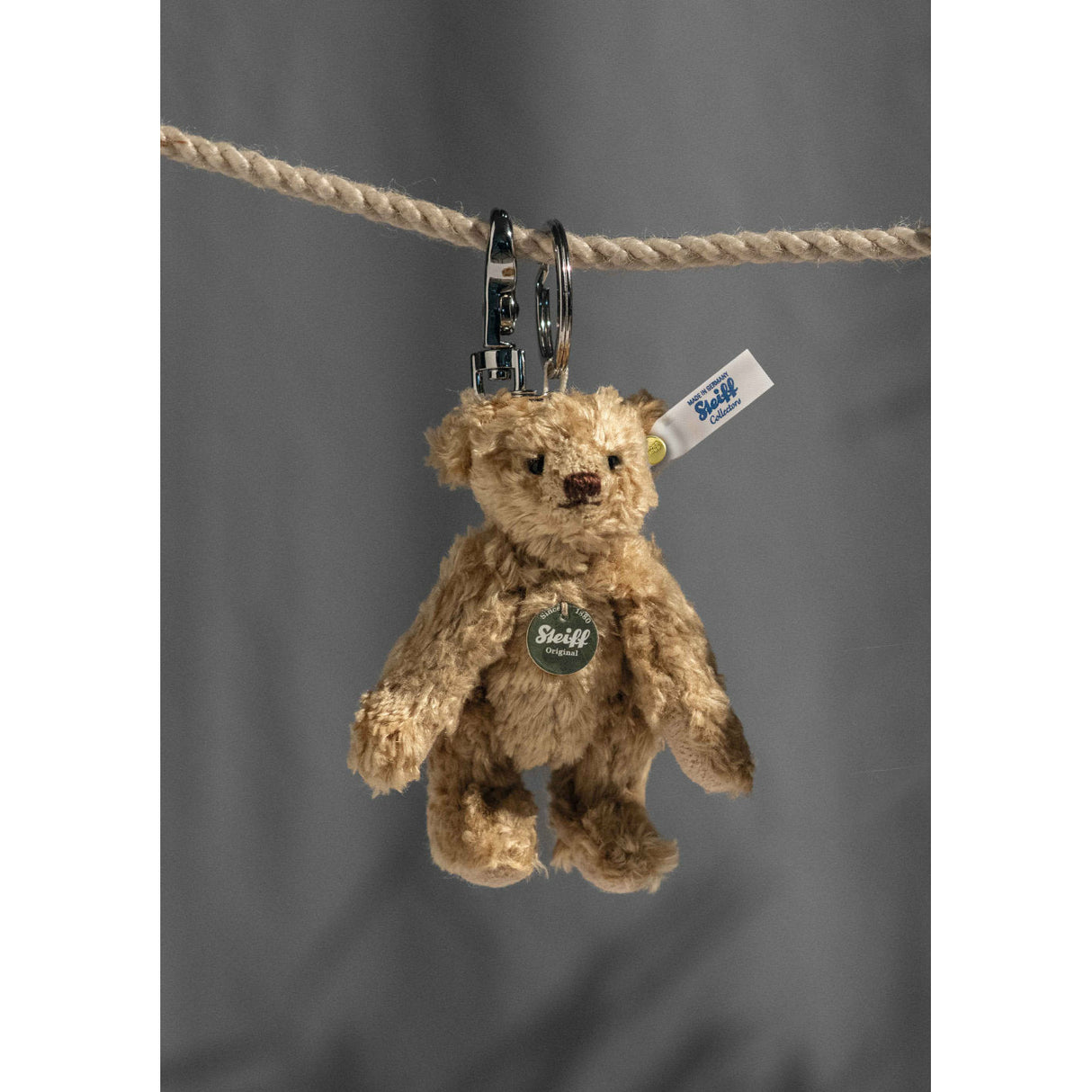 Steiff® | Teddies for tomorrow Anhänger Basko Teddybär | 11 cm