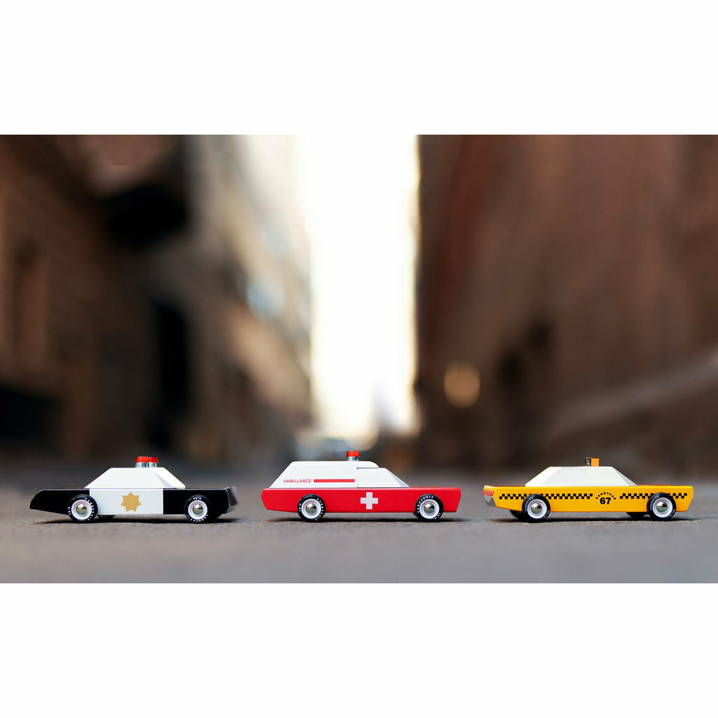 CANDYCAR | AMERICANA | NEW Ambulance Car