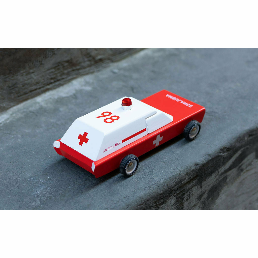 CANDYCAR | AMERICANA | NEW Ambulance Car