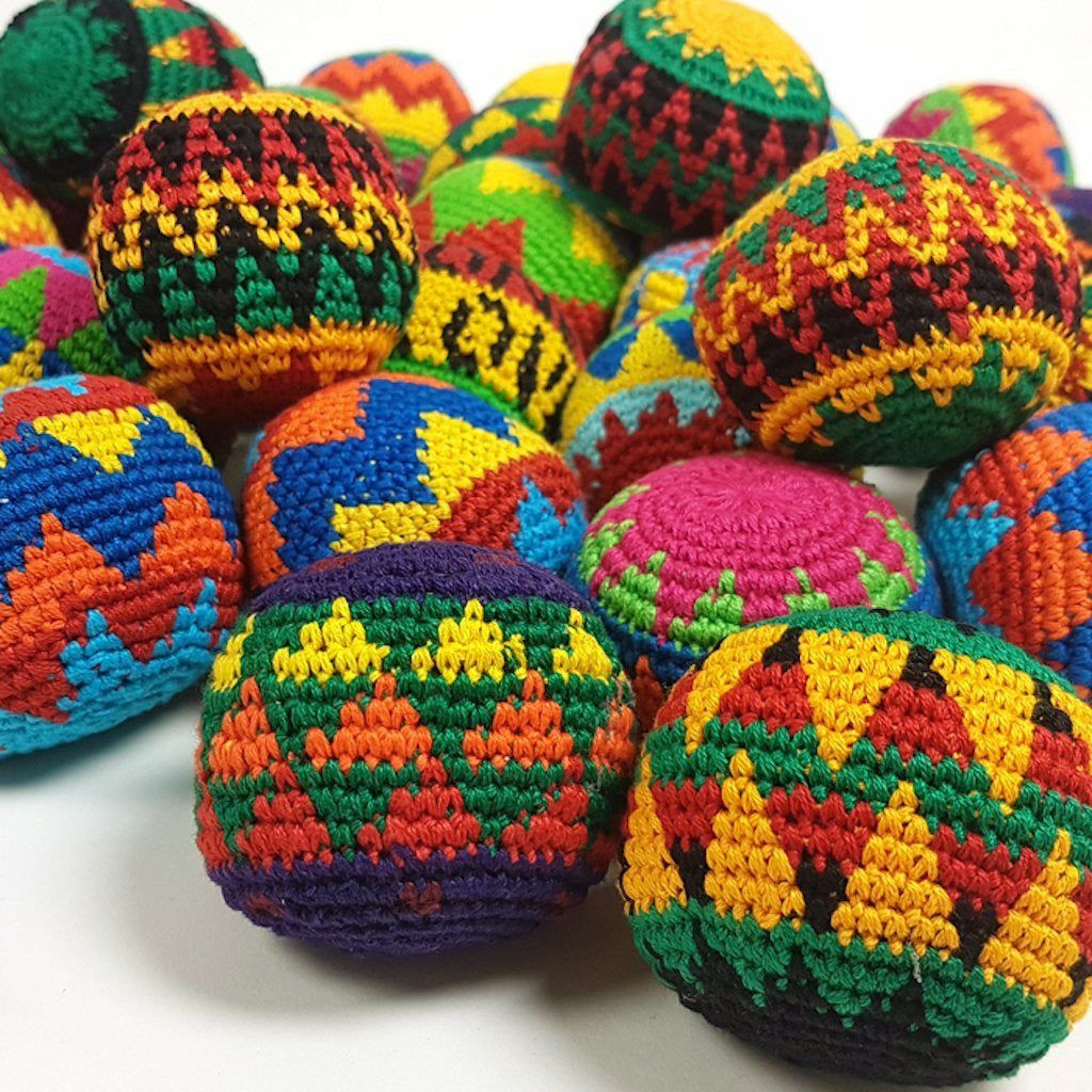 Jonglierball gehäkelt - ca. Ø 55mm, ca. 40-80g