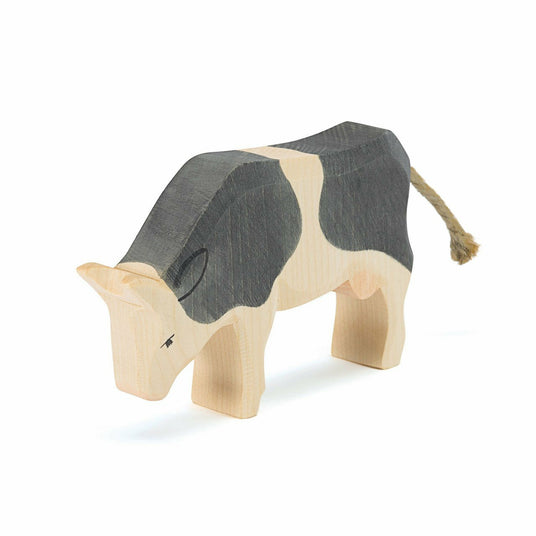 Ostheimer | Kuh schwarz fressend