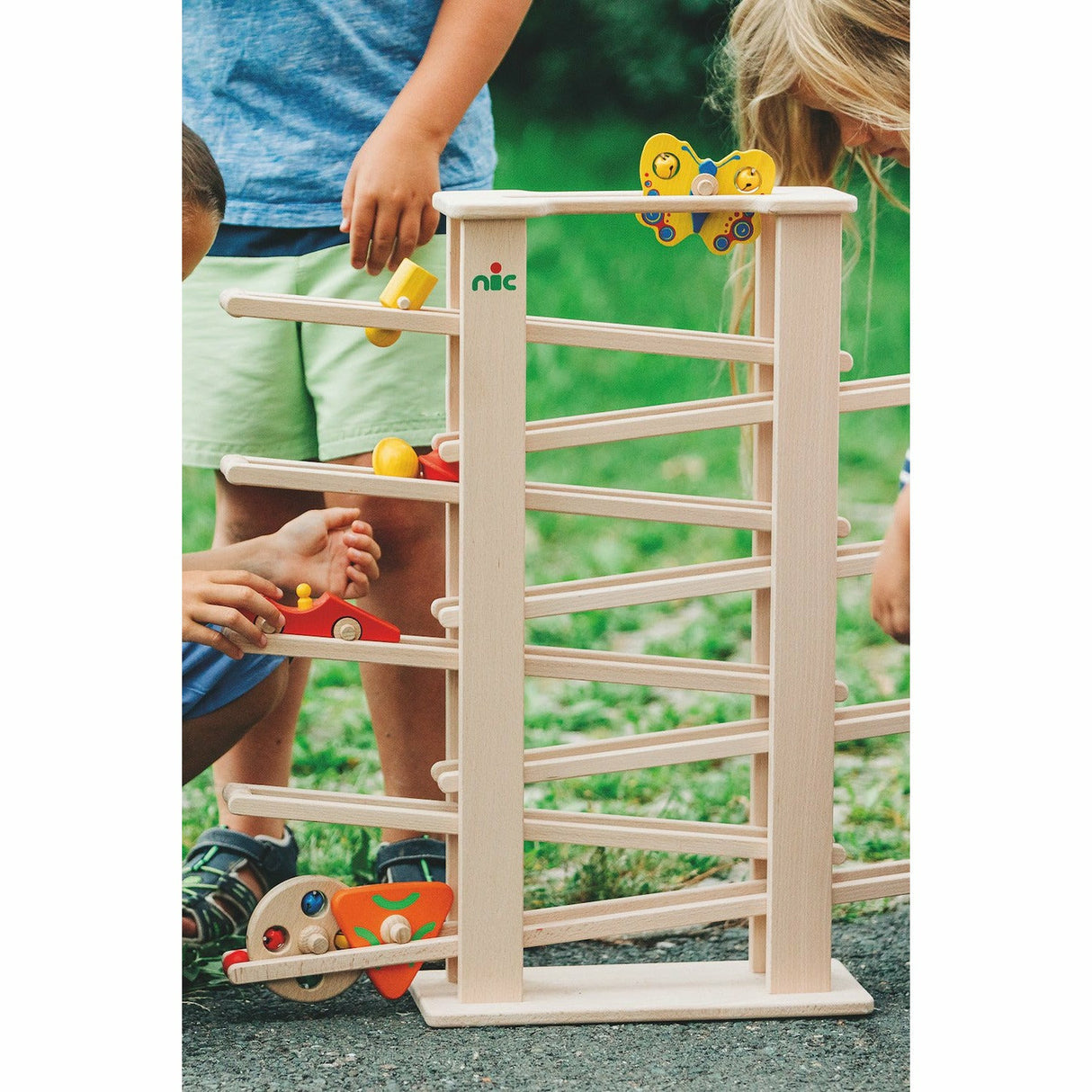 nic | MB Schmetterling