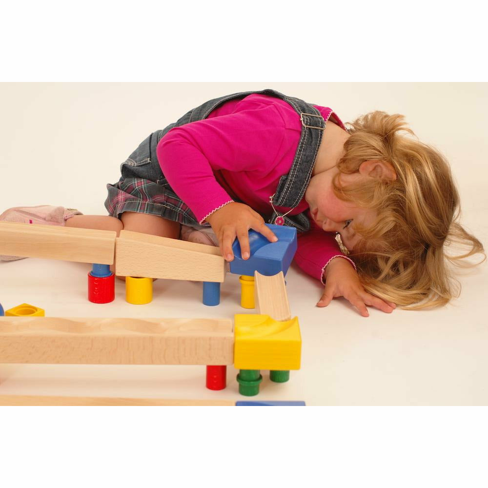 nic | cubio Kugelbahn