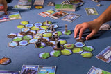 Aridnyk Brettspiel mit hexagonalen Spielplättchen und Spielerkarten