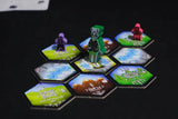 Koalla Spiele Aridnyk Brettspiel mit hexagonalen Spielfeldern und farbigen Charakterfiguren