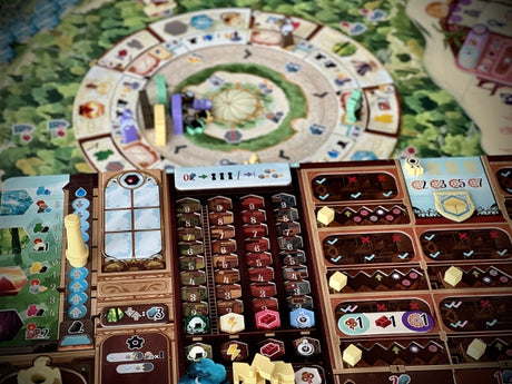 # Daitoshi Brettspiel Komponenten und Spielplan von oben