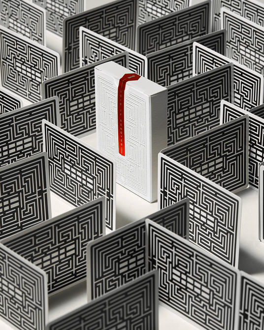 Art of Play | Spielkarten | Overlook, Maze Back