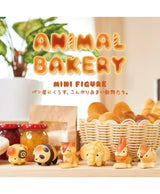Animal Bakery Mini Figuren süße Tierfiguren auf Bäckerei Kulisse