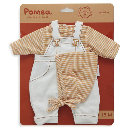 POMEA Puppenkleidung Cannelle: Latzhose mit kariertem Shirt, 18M ; POMEA Puppenkleidung Cannelle Set mit Haube und weißer Kleidung ; POMEA Puppenkleidung Cannelle: Kariertes Shirt mit weißer Latzhose und Haube ; POMEA Puppe in Cannelle Kleidung mit Haube und Strampler