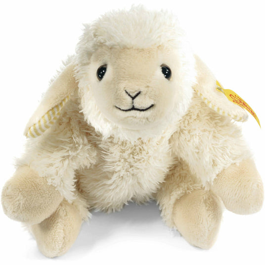 Linda Lamm 16 creme liegend