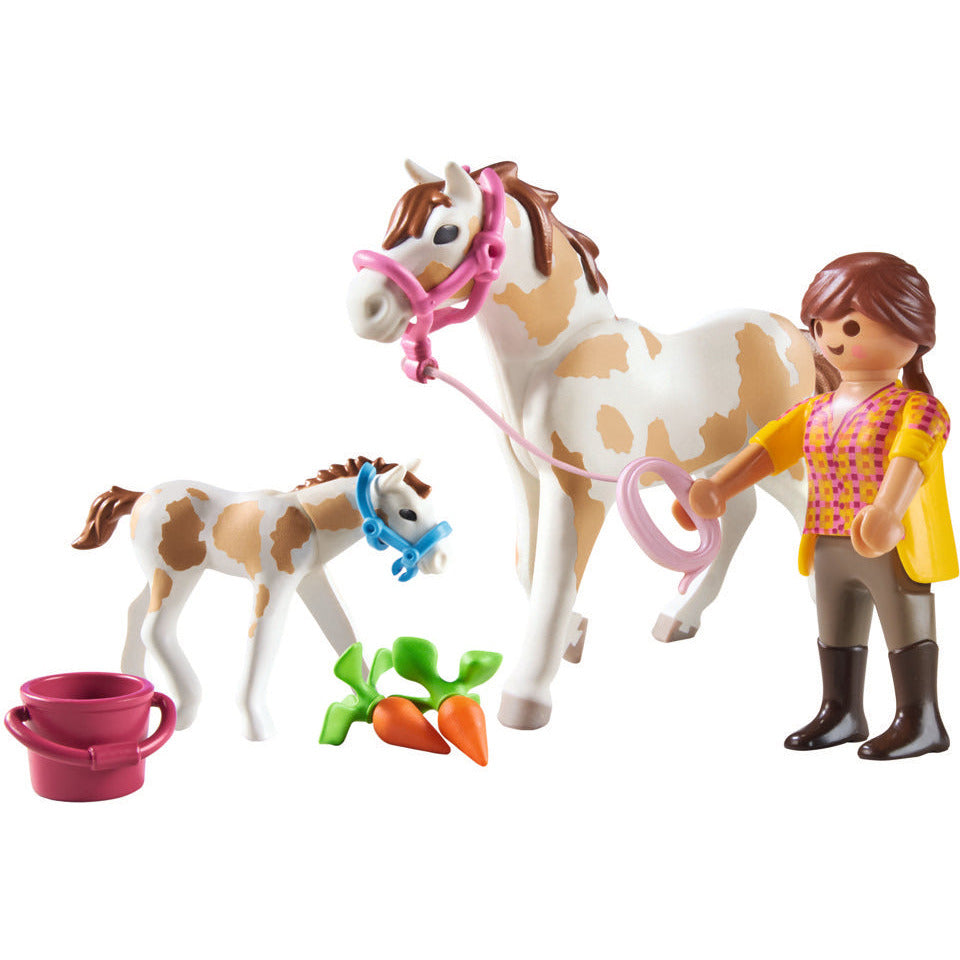 PLAYMOBIL 71243 Pferd mit Fohlen