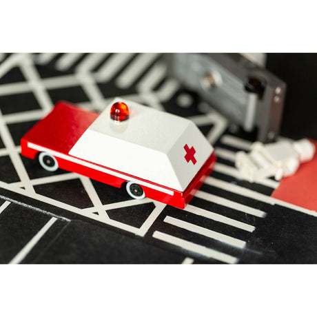 CANDYCAR | CANDYCARS | Ambulance Car